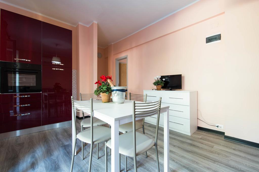 Hotel Riviera Pietra Ligure Ruang foto