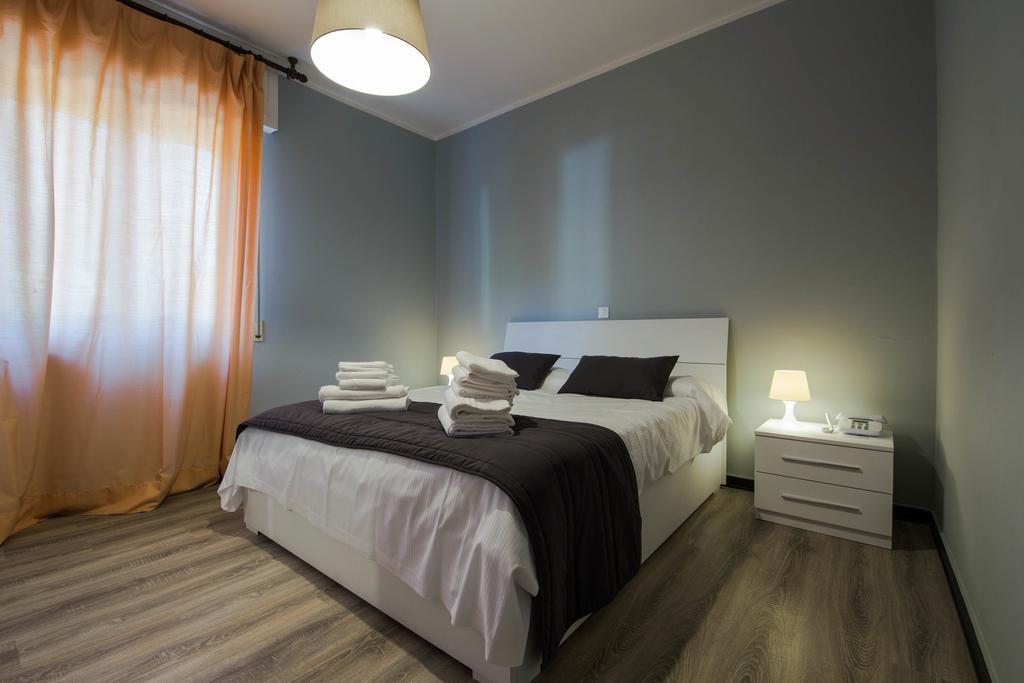 Hotel Riviera Pietra Ligure Bagian luar foto