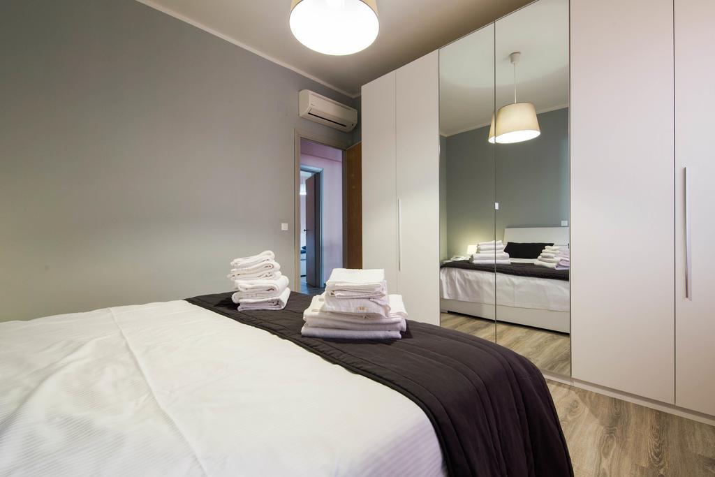 Hotel Riviera Pietra Ligure Bagian luar foto